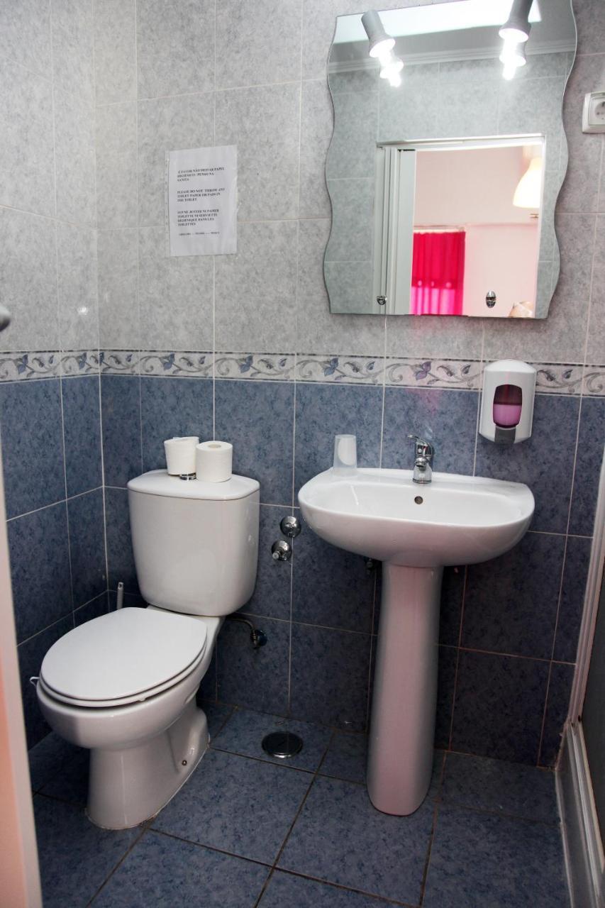 Guest house Lisbon Suite Home 2*